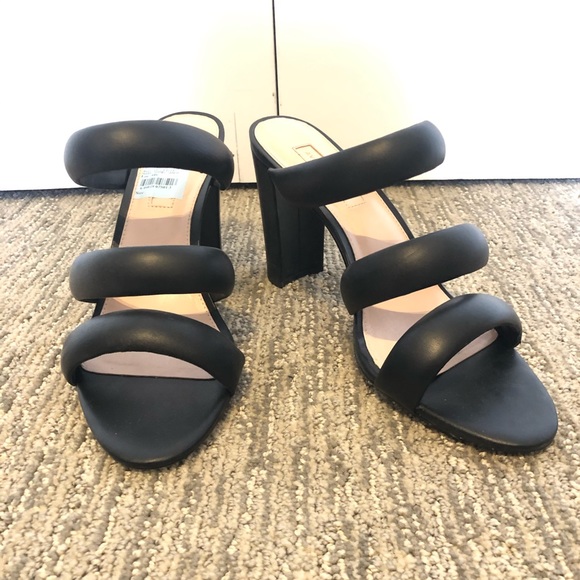 Mules - Picture 7 of 8